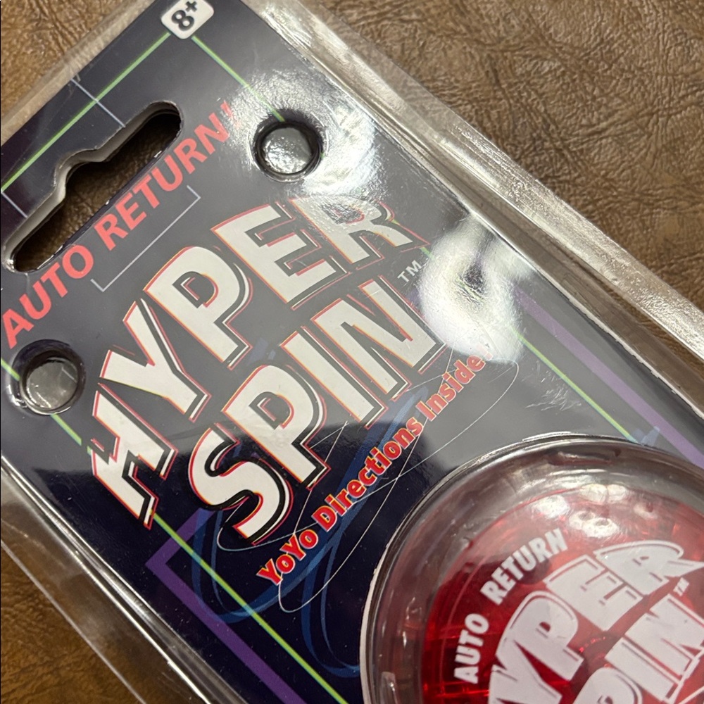 SMITH Red Hyper Spin Auto-Return Yo-Yo - Picture 3 of 4